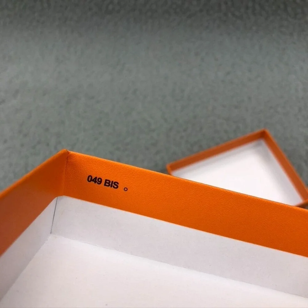 Authentic Hermes Orange Gift Box‎ Empty  Rectangle 4.25x3.25x1 Small Storage